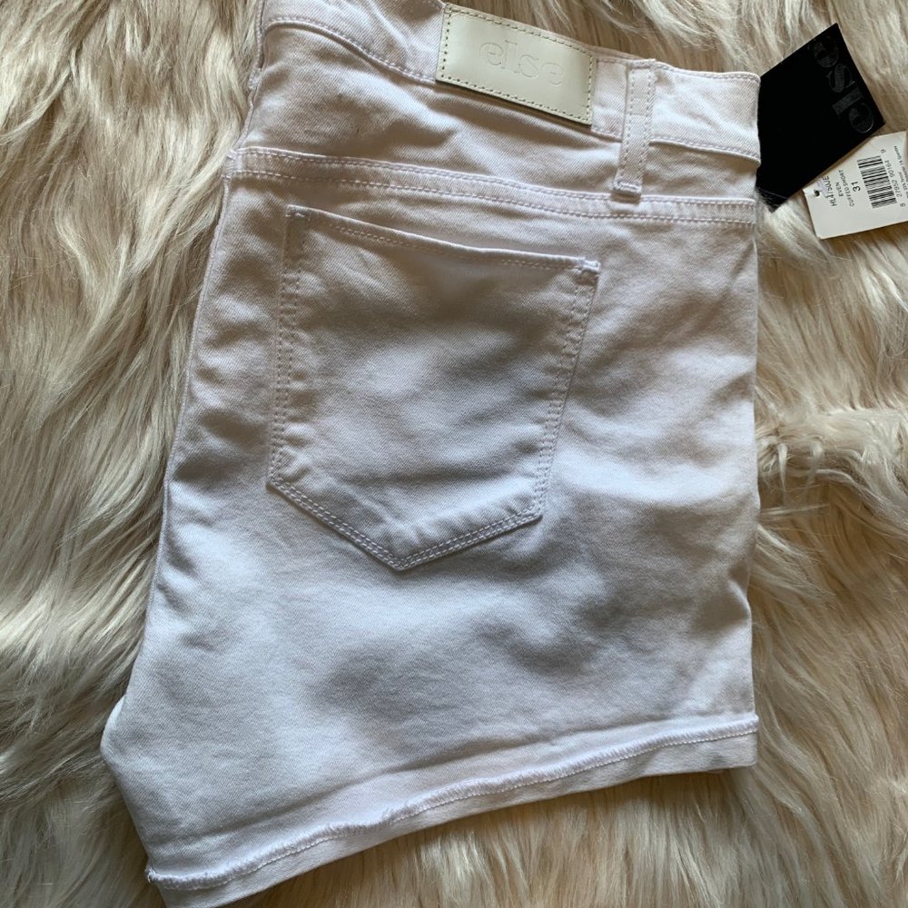 Cute White Shorts - Picture 3 of 3